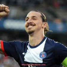 世俱杯直播-意甲球队历史排名最新动态及赛季总结